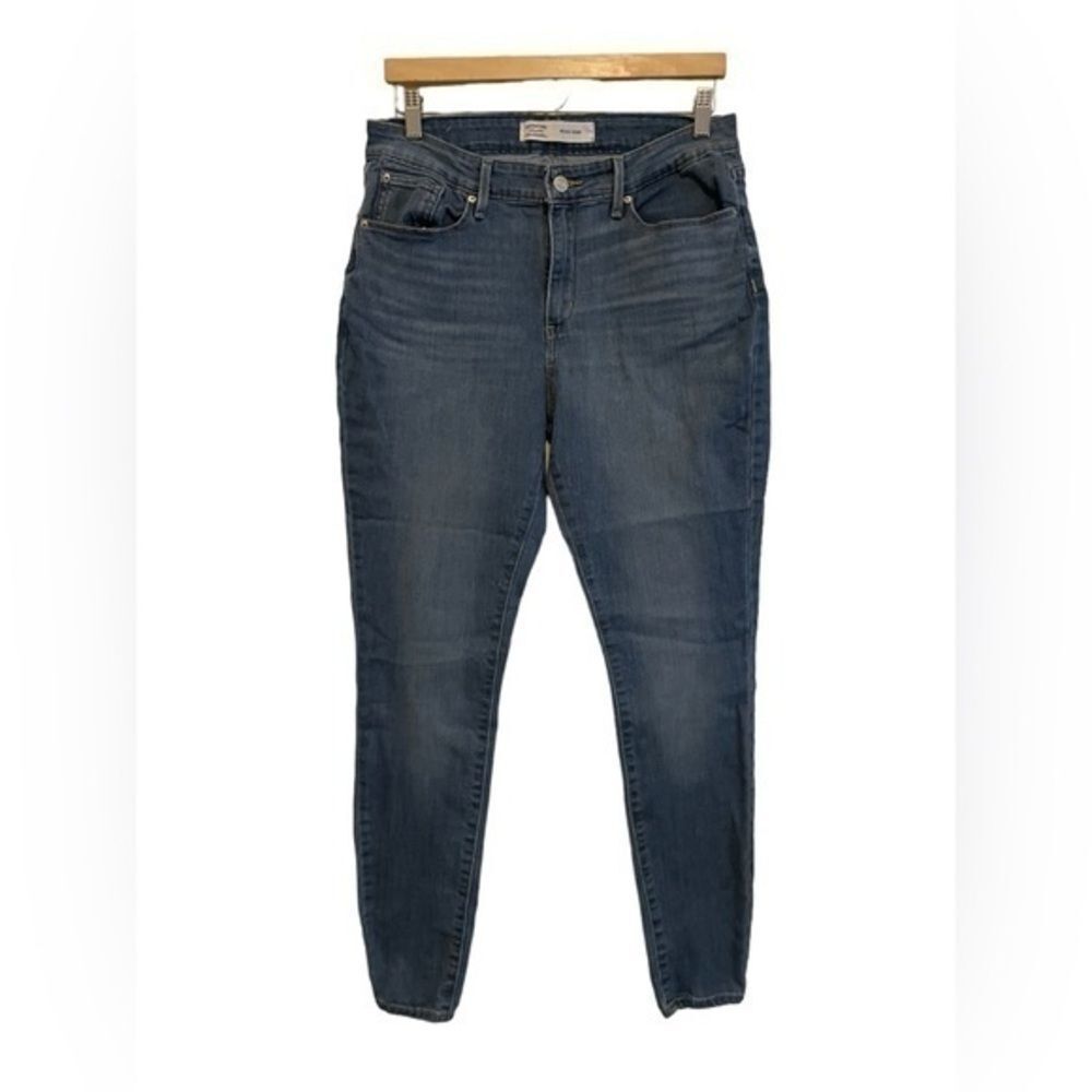 LEVI mid rise skinny jeans 33x32 Levi’s